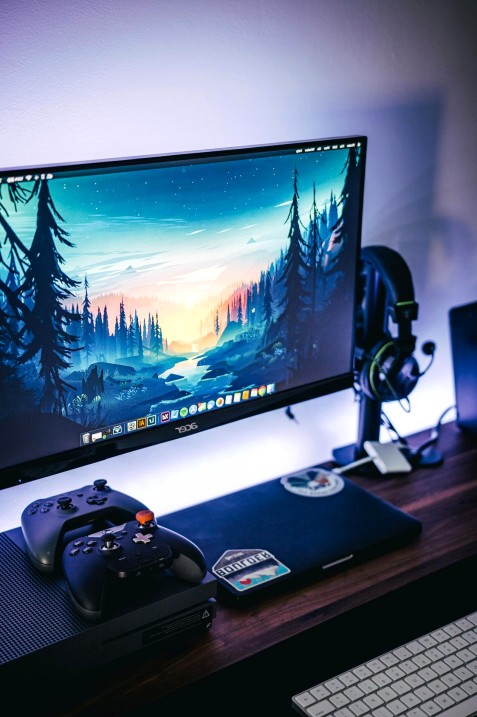 Gaming gear and notes